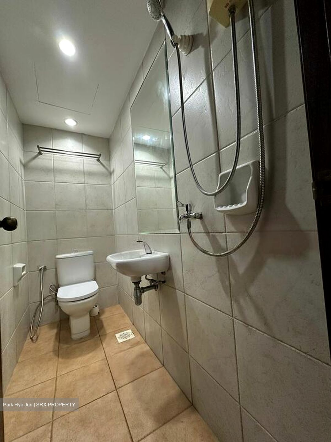 UE Square (D9), Apartment #547849821